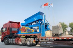 大型液壓移動(dòng)對(duì)輥制砂機(jī)哪家好，多少錢一臺(tái)